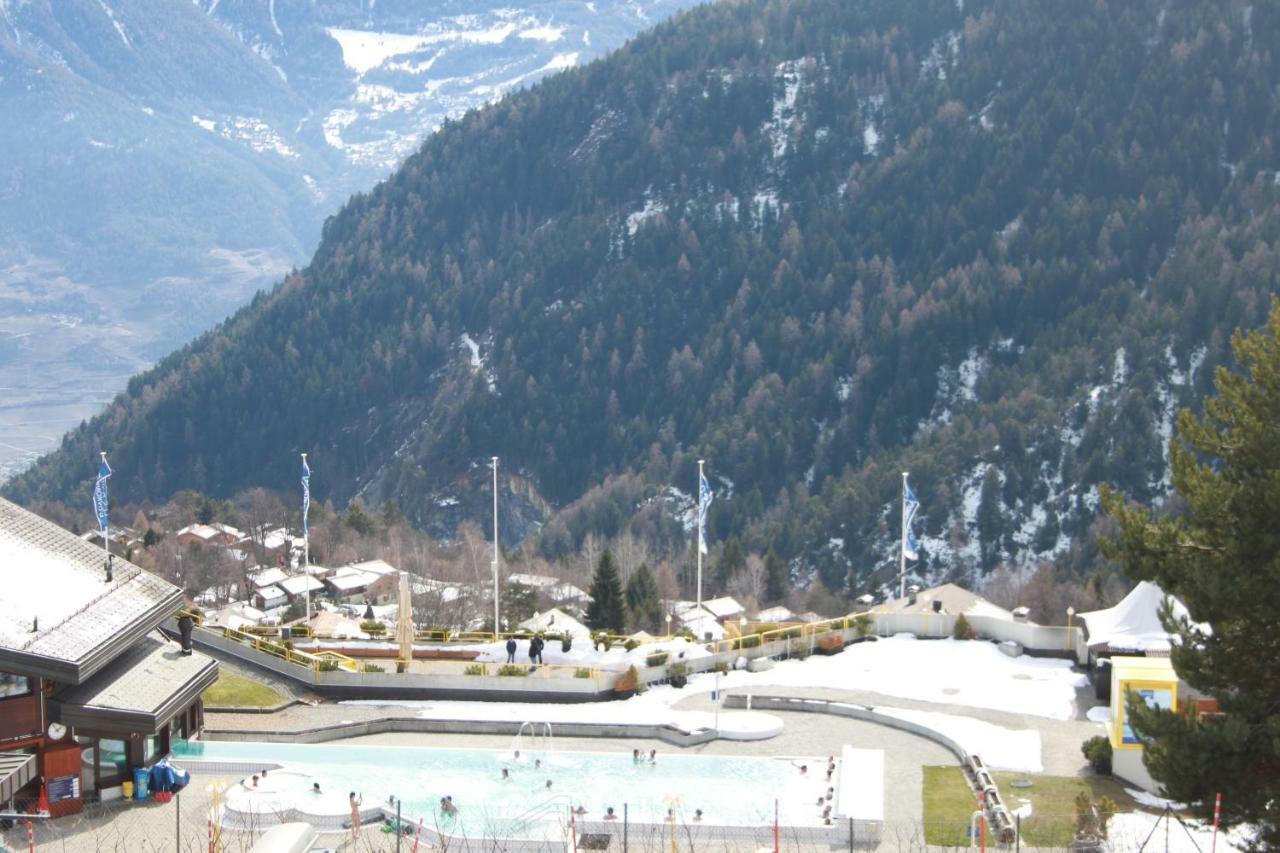 Appartement Dans Le Centre Thermal Les Sources Ovronnaz Exterior foto